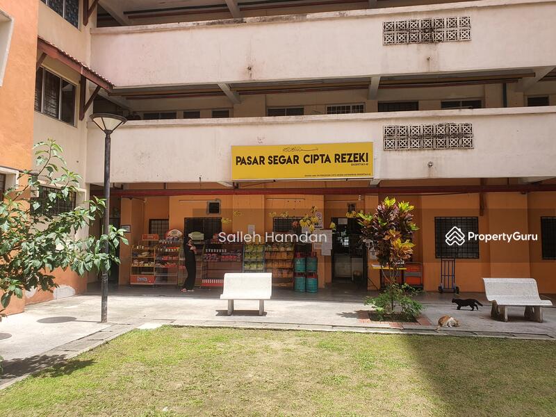Flat for Rent at Putra Damai - Salleh Hamdan - Ada pasar mini market - PropertyGuru.com.my