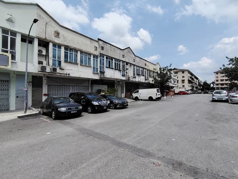 Kilang untuk Disewa di Batu 9 (Cheras) - KC Ngow . - PropertyGuru.com.my