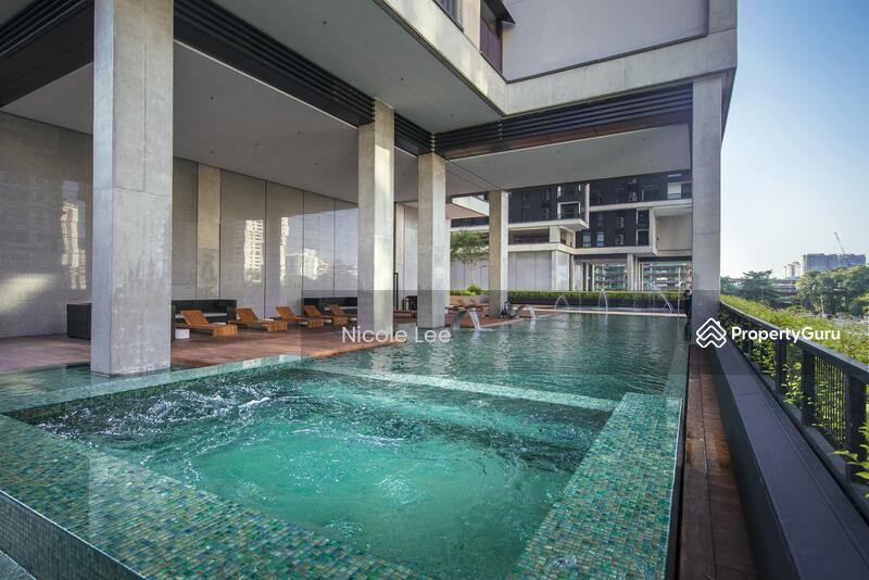 Servis Apartment untuk Dijual di Arcoris Business Suites - Nicole Lee - swimming Pool with Jazcuzzi - PropertyGuru.com.my