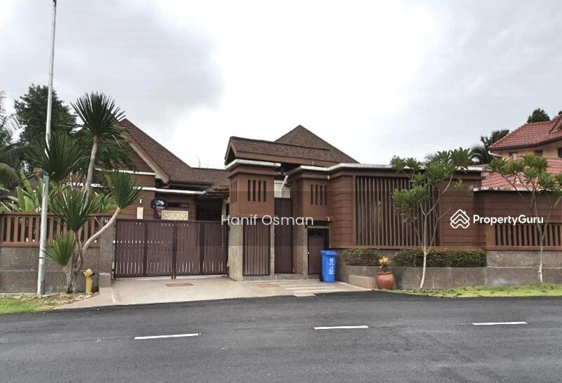 Single Storey Bungalow Jalan Platinum Seksyen 7 Shah Alam, Shah Alam