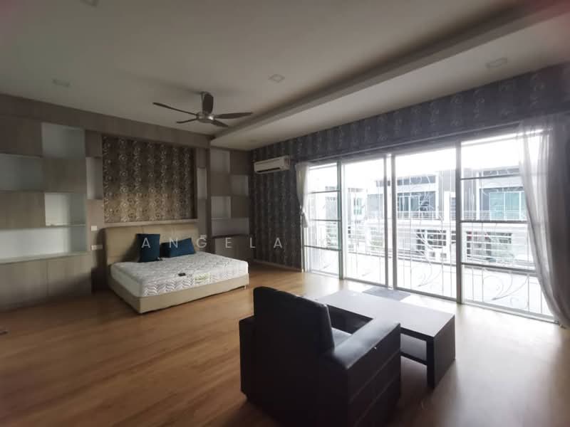 Semi-Detached House for Rent in Taman Mount Austin (Tebrau) - Angela Chye - PropertyGuru.com.my