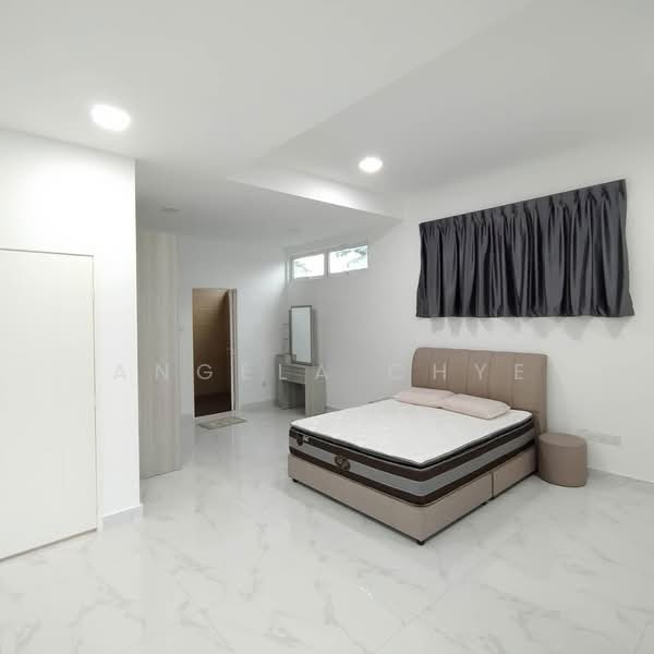 Cluster House for Rent in Taman Mount Austin (Tebrau) - Angela Chye - PropertyGuru.com.my