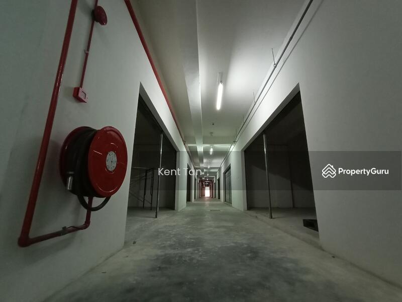 For Rent - Equine Park Ground Floor Shop