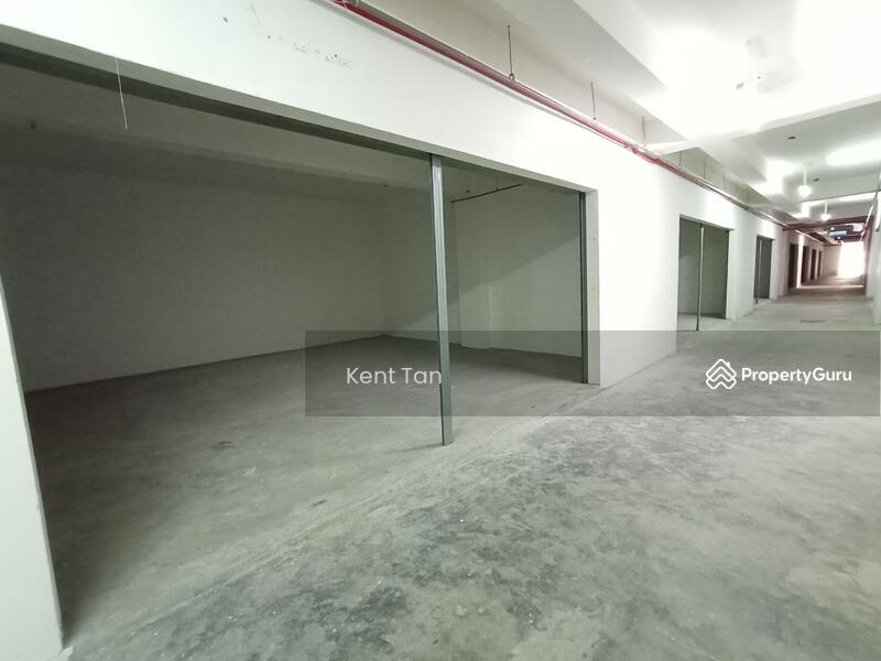 For Rent - Equine Park Ground Floor Shop