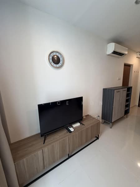 Servis Apartment untuk Disewa di LD Legenda - Alice Kon - Living Room - PropertyGuru.com.my