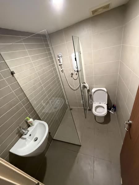 Servis Apartment untuk Disewa di LD Legenda - Alice Kon - Bathroom - PropertyGuru.com.my