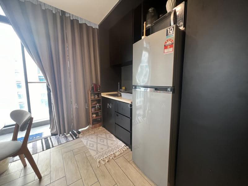 Kondominium untuk Disewa di SOHO @ Empire City - Alan Chia - Kitchen - PropertyGuru.com.my
