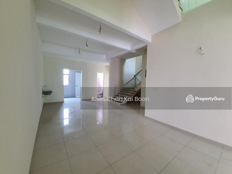 Rumah Teres 2.5 Tingkat untuk Dijual di Ayer Keroh (Melaka) - Alvin Chan Kai Boon - PropertyGuru.com.my