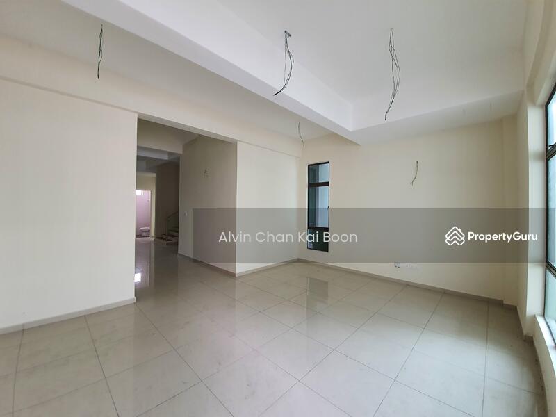 Rumah Teres 2.5 Tingkat untuk Dijual di Ayer Keroh (Melaka) - Alvin Chan Kai Boon - PropertyGuru.com.my