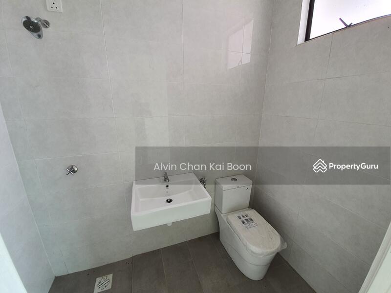Rumah Teres 2.5 Tingkat untuk Dijual di Ayer Keroh (Melaka) - Alvin Chan Kai Boon - PropertyGuru.com.my