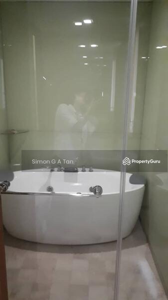 Special Jacuzzi Bath Tub