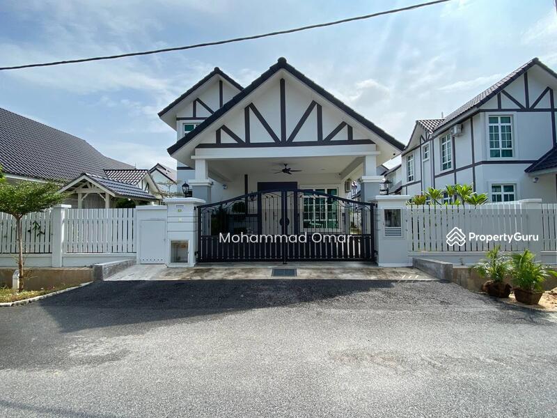 Taman Anjung Gapam Ayer Keroh Melaka Bungalow House 1. 5 Storey