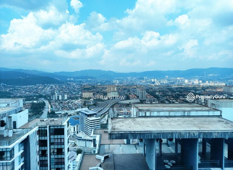 Beautiful Skyline,High Floor