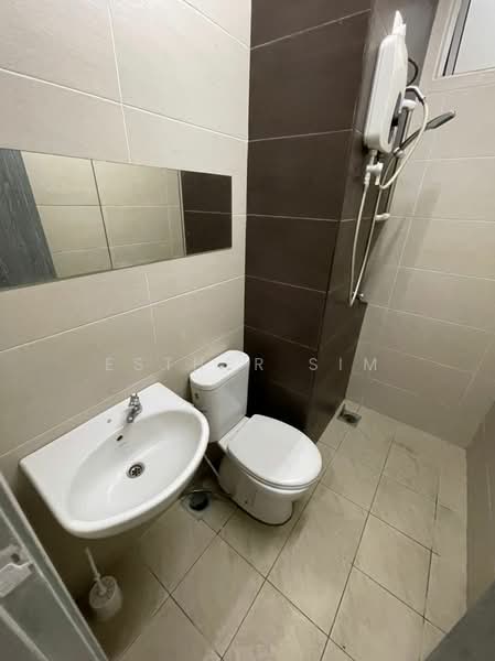 Condominium for Sale at Pangsapuri Kamelia (Camellia Park) - Esther Sim - Bathroom - PropertyGuru.com.my