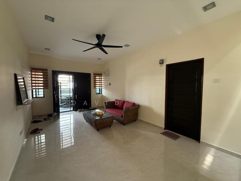 Rumah Teres 2.5-Tingkat untuk Disewa di Taman Midah (Cheras) - David Lao - Living Room - PropertyGuru.com.my