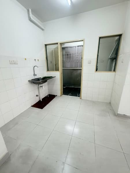 Apartment for Rent at Seri Intan Apartment - Kent Chen - PropertyGuru.com.my