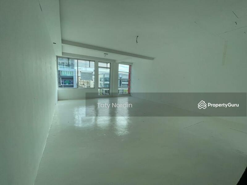 For Sale - For Sale 3 Storey Commercial Bangi Gateway StreetMall
