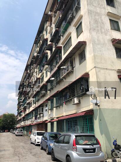 No Longer Available Flat Taman Bukit Segar Jalan Cemara 1 Taman Bukit Segar Cheras Selangor 3 Bedrooms 700 Sqft Apartments Condos Service Residences For Rent By Alan Lee Rm 700 Mo 33193108