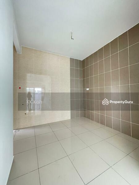 Kempas Utama 2-Storey Cluster For Sale untuk Untuk Dijual - RM 1,280,000, Apr 2026 - PropertyGuru.com.my