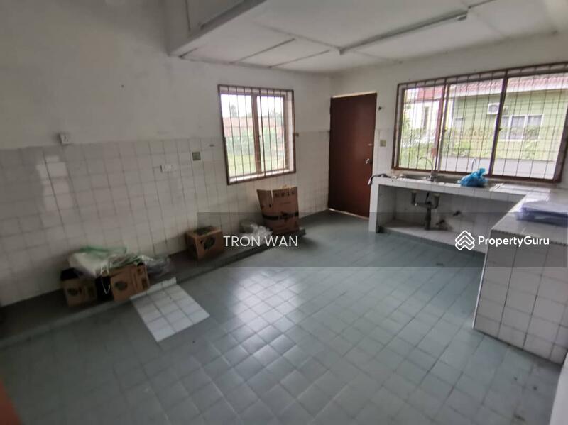 Untuk Disewa - 2STY Seksyen 11 Petaling Jaya Bungalow