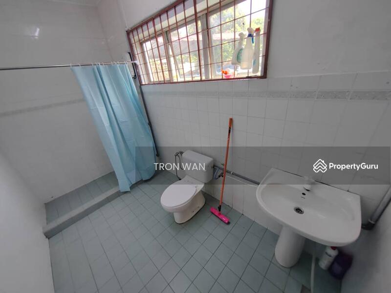 Untuk Disewa - 2STY Seksyen 11 Petaling Jaya Bungalow