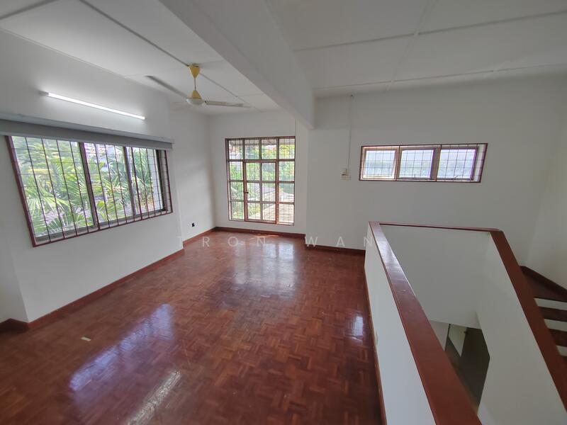 Untuk Disewa - 2STY Seksyen 11 Petaling Jaya Bungalow