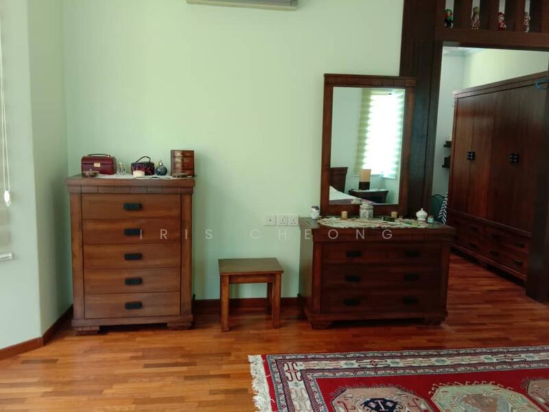 Link Bungalow for Sale in Sunway City Ipoh (Ulu Kinta) - Iris Cheong - Dressing area - PropertyGuru.com.my