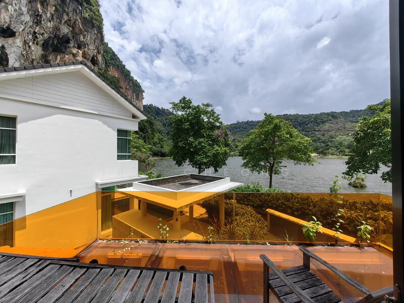 Link Bungalow for Sale in Sunway City Ipoh (Ulu Kinta) - Iris Cheong - View of lake from balcony - PropertyGuru.com.my