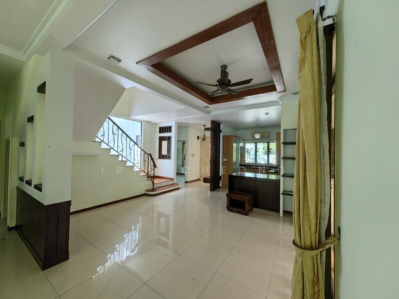 Link Bungalow for Sale in Sunway City Ipoh (Ulu Kinta) - Iris Cheong - Living cum dining area - PropertyGuru.com.my