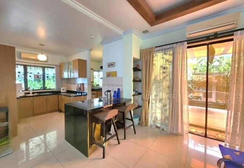 Link Bungalow for Sale in Sunway City Ipoh (Ulu Kinta) - Iris Cheong - Wet kitchen and breakfast area - PropertyGuru.com.my