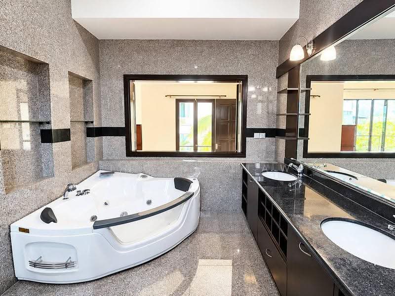 Bungalow House for Sale in Tropicana (Petaling Jaya) - Vincent Liaw - Bathroom - PropertyGuru.com.my