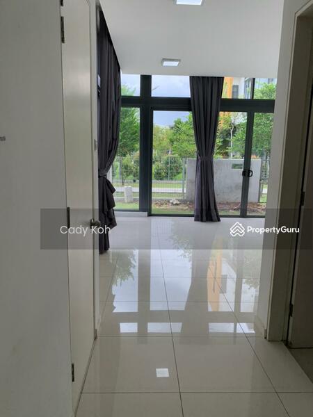 Untuk Disewa - Reed @ Lake Fields