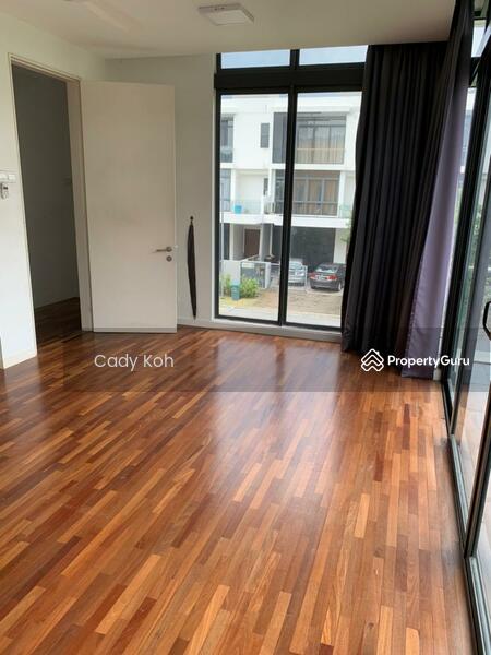 Untuk Disewa - Reed @ Lake Fields