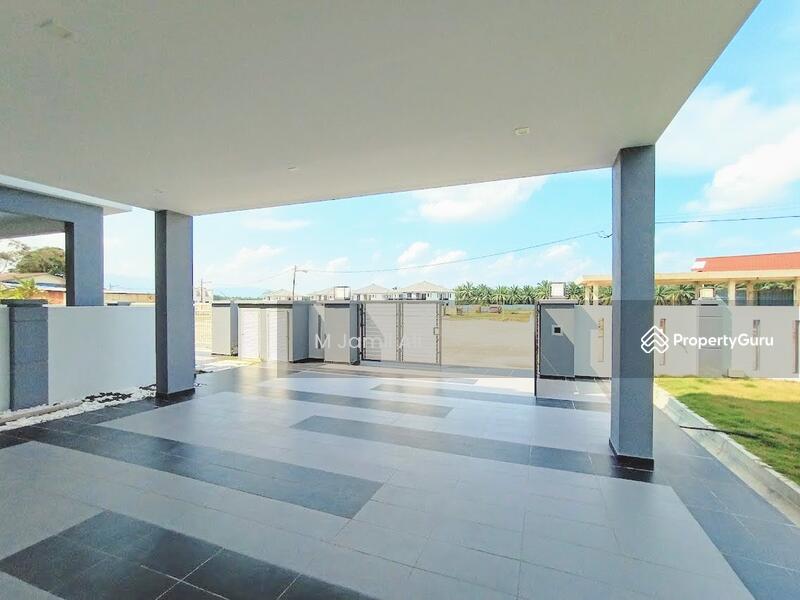 Bigger Car Porch Area