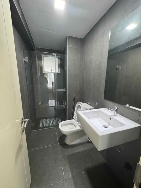 Condominium for Rent at Tiara Mutiara / The Crown - Paul Lee - Bathroom - PropertyGuru.com.my