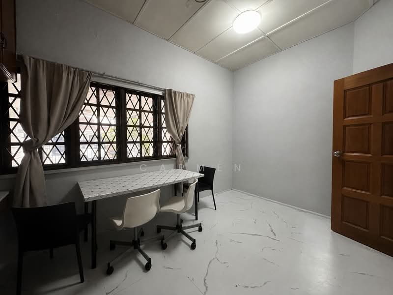 Rumah Berkembar untuk Dijual di SS14 (Subang Jaya) - Carmen Lee - Dining Room - PropertyGuru.com.my