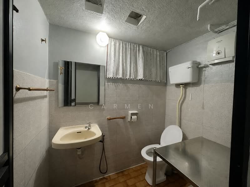 Rumah Berkembar untuk Dijual di SS14 (Subang Jaya) - Carmen Lee - Bathroom - PropertyGuru.com.my
