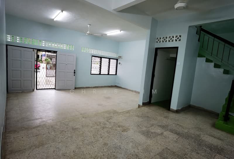 Rumah Teres 2 Tingkat untuk Disewa di Taman Maluri (Cheras) - Chrys Lim - Living Room - PropertyGuru.com.my