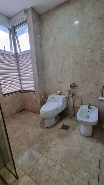 Kondominium untuk Disewa di Palmyra Bangsar - Wendy Lian - Master Bathroom - PropertyGuru.com.my