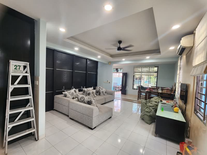 2-storey Terraced House for Sale in Taman Setia Indah (Tebrau) - Jamie Tan - Living Room - PropertyGuru.com.my
