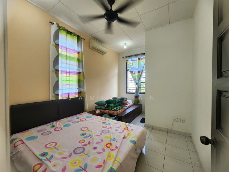 2-storey Terraced House for Sale in Taman Setia Indah (Tebrau) - Jamie Tan - Bedroom - PropertyGuru.com.my