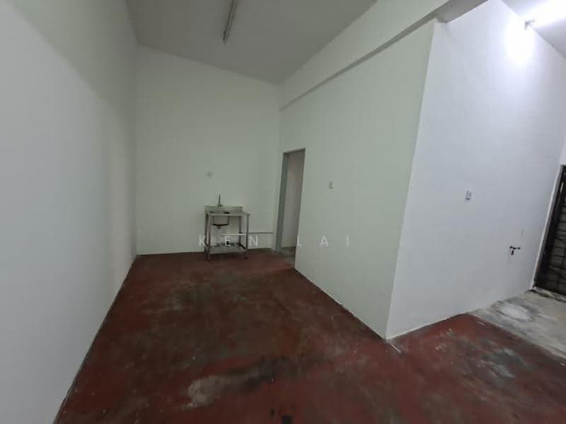 Shop for Rent in Seksyen U5 (Shah Alam) - Ken Lai - Interior - PropertyGuru.com.my