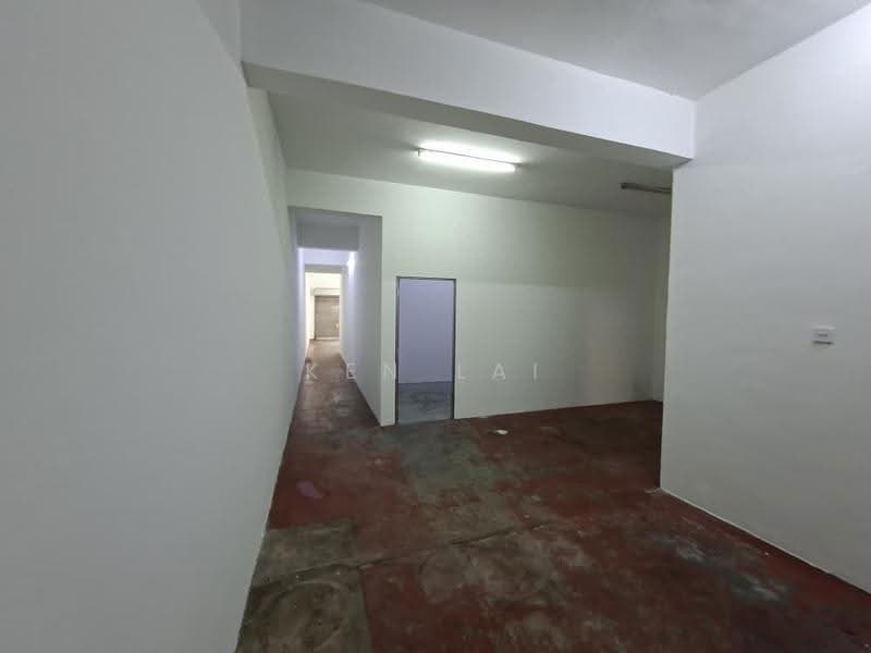 Shop for Rent in Seksyen U5 (Shah Alam) - Ken Lai - Interior - PropertyGuru.com.my
