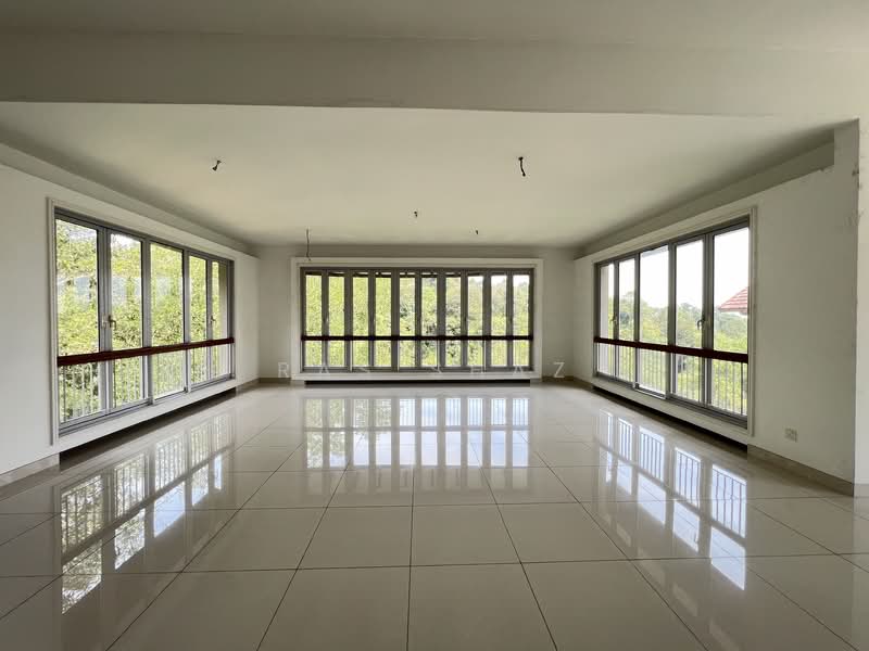 Rumah Banglo untuk Dijual di Kayangan Heights (Shah Alam) - Ras Shaz - Living Room - PropertyGuru.com.my
