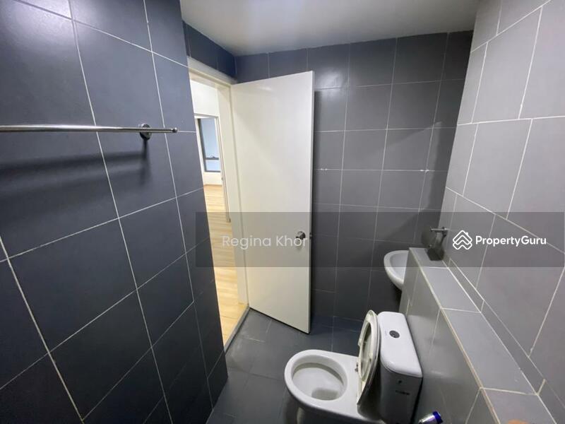 For Sale - Flexis @ One South