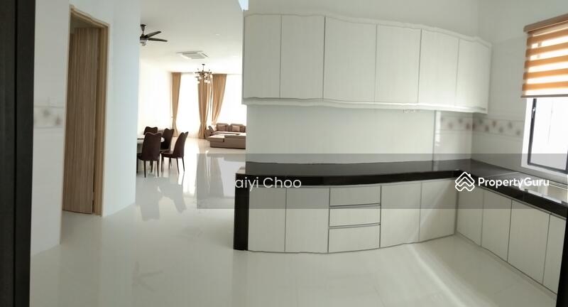 Cluster House for Rent in Panorama Lapangan Perdana (Ipoh) - Caiyi Choo - Livinh hall n Kitchen view - PropertyGuru.com.my