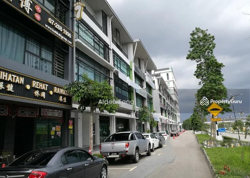 For Sale - The Lakefront @ SouthKey - Shop Offices