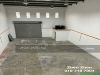 For Rent - Taman Mount Austin, Terrace Factory For Rent Well Renovated Good Location Ready to Used