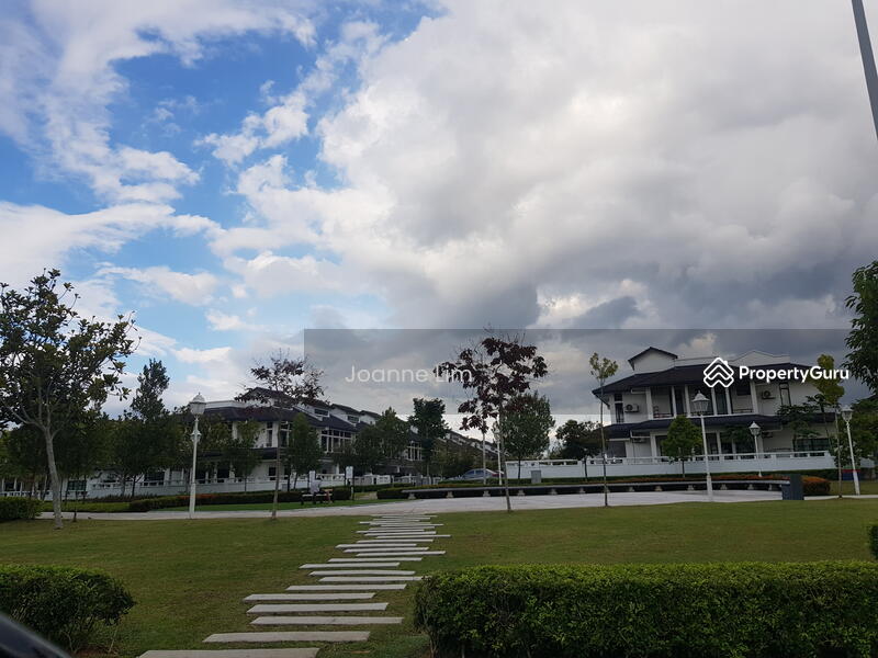 Rumah Teres 2-Tingkat untuk Dijual di Eco Majestic (Semenyih) - Joanne Lim - PropertyGuru.com.my