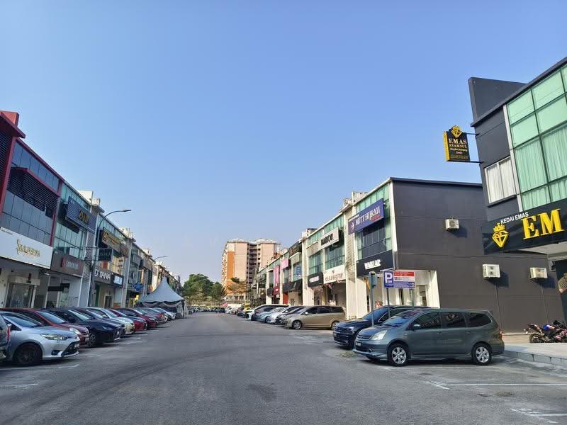 Shop / Office for Rent in Bandar Baru Uda (Tampoi) - David Heng - Exterior - PropertyGuru.com.my